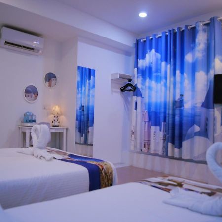 Santorini Hotel Melaka Экстерьер фото