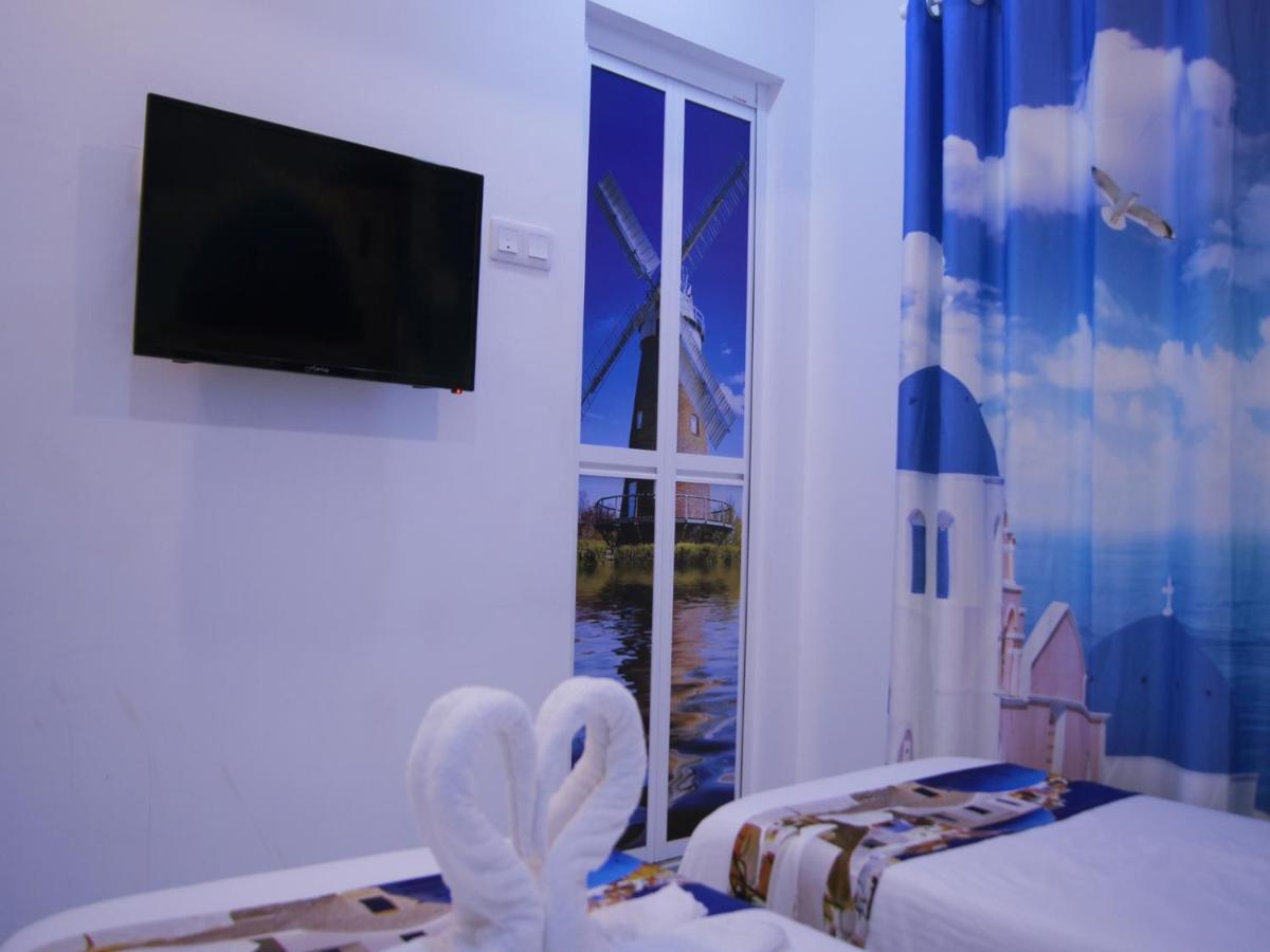 Santorini Hotel Melaka Экстерьер фото